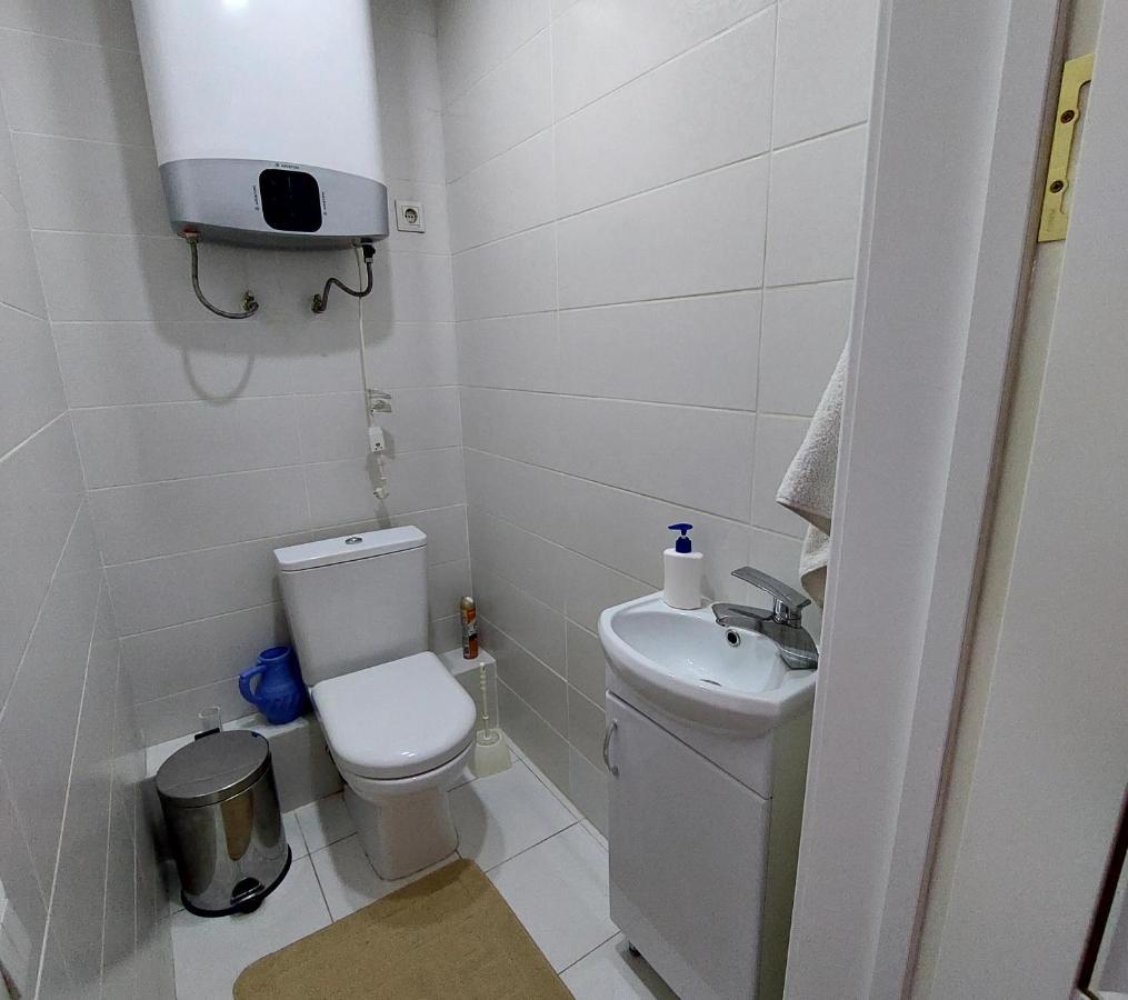 Elite Apartment In Street Mederova 50 Bishkek Exterior foto
